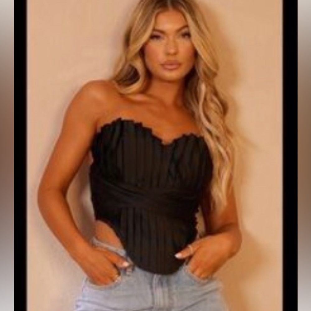 Pretty little thing black, pleated drapes, brand corset, 10 statement piece 119